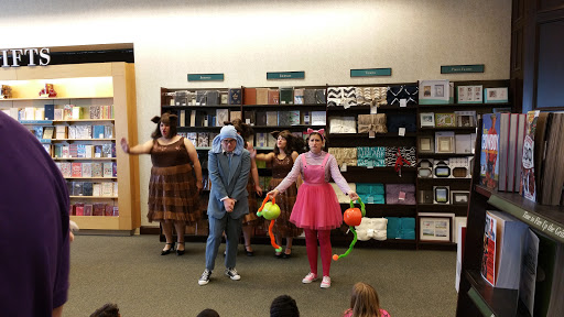 Book Store «Barnes & Noble», reviews and photos, 3454 Erie Blvd E, Syracuse, NY 13214, USA