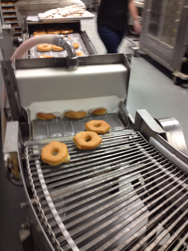 Donut Shop «Amazin Glazin Donuts», reviews and photos, 515 N Mulberry St, Elizabethtown, KY 42701, USA