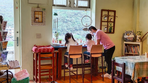 躲喵喵咖啡館Hide and seek cafe