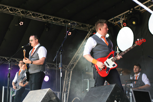 Comments and reviews of The Pocket Rockers - Wedding & Party Band Hampshire