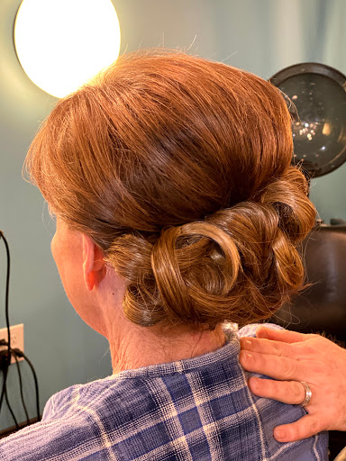 Beauty Salon «Sanctuary Salon & Spa - Atlanta», reviews and photos, 6160 Peachtree Dunwoody Rd Suite B105, Sandy Springs, GA 30328, USA