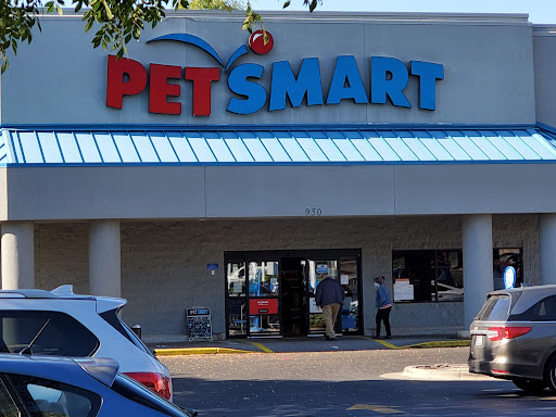 Pet Supply Store «PetSmart», reviews and photos, 950 Hanes Mall Blvd, Winston-Salem, NC 27103, USA