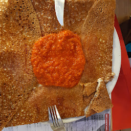 Photo n°68 de Crêperie Bretonne L'Hermine à Le Lavandou ()
