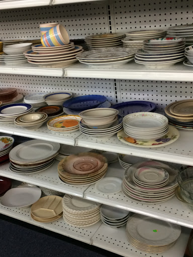 Thrift Store «Duvall Bargain Thrift Store», reviews and photos, 1200 Deltona Blvd, Deltona, FL 32725, USA