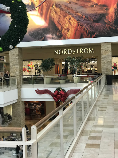 Nordstrom Chandler Fashion Center, 3199 W Chandler Blvd, Chandler, AZ 85226, USA, 