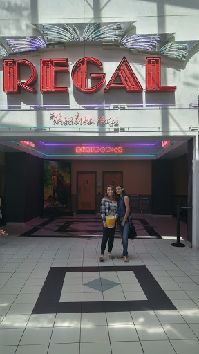 Movie Theater Regal Cinemas Oviedo Mall 22 Reviews And Photos 1500 Oviedo Marketplace Blvd