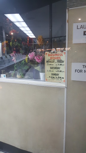 Laundromat «Loma Launderland & Dry Cleaners», reviews and photos, 3780 Voltaire St, San Diego, CA 92107, USA