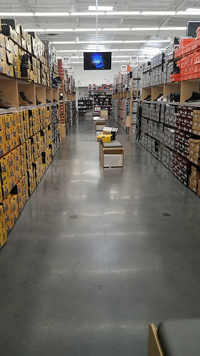 Shoe Store «WSS», reviews and photos, 7900 Sepulveda Blvd, Van Nuys, CA 91405, USA