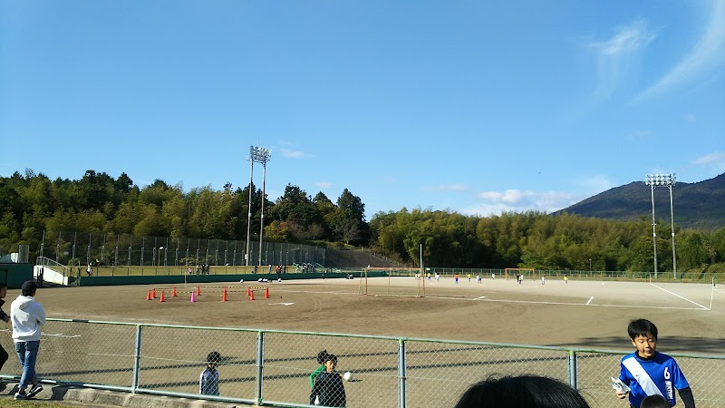 田万川体育館