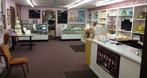 Reeves Cake Shop, 2770 Cory Ave, Akron, OH 44314, USA, 