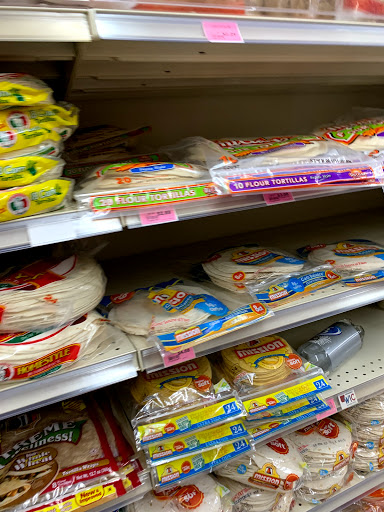 Grocery Store «Harps Food Store», reviews and photos, 2525 W Beebe Capps Expy, Searcy, AR 72143, USA