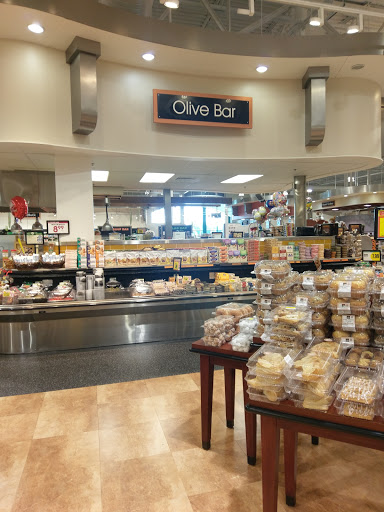 Grocery Store «Harris Teeter», reviews and photos, 3501 Oleander Dr, Wilmington, NC 28403, USA