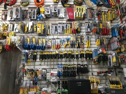 Greenpoint Electrical Supply, 310 McGuinness Blvd, Brooklyn, NY 11222, USA, 