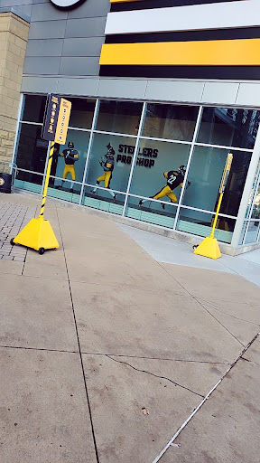 Sportswear Store «THE STEELERS PRO SHOP», reviews and photos, 100 Art Rooney Ave, Pittsburgh, PA 15212, USA