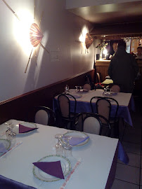 Atmosphère du Restaurant vietnamien Restaurant Dâu à Grenoble - n°2