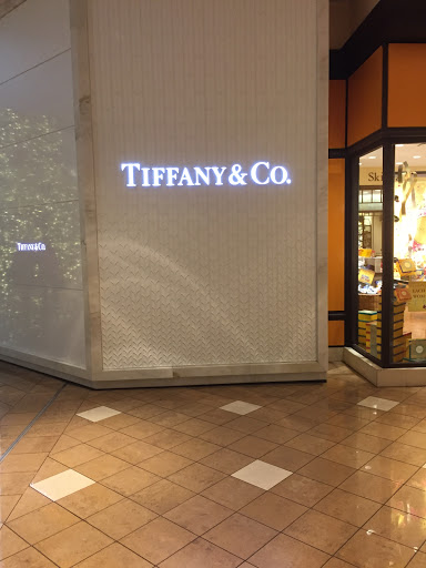 Jewelry Store «Tiffany & Co.», reviews and photos, 333 Canal St, New Orleans, LA 70130, USA