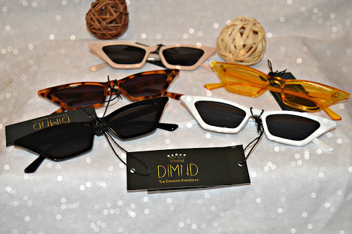 Craft Store «Dutch Label Shop», reviews and photos, 1701 Walnut St #1, Philadelphia, PA 19103, USA