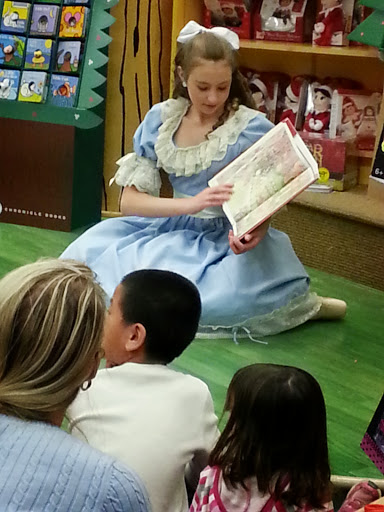 Book Store «Barnes & Noble», reviews and photos, 4478 Electric Rd, Roanoke, VA 24018, USA