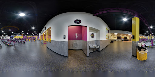 Gym «Planet Fitness», reviews and photos, 1750 S Hwy 36 Service Dr, Roseville, MN 55113, USA