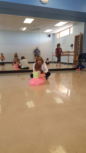 Community Center «Phoenix Deer Valley Community Center», reviews and photos, 2001 W Wahalla Ln, Phoenix, AZ 85027, USA