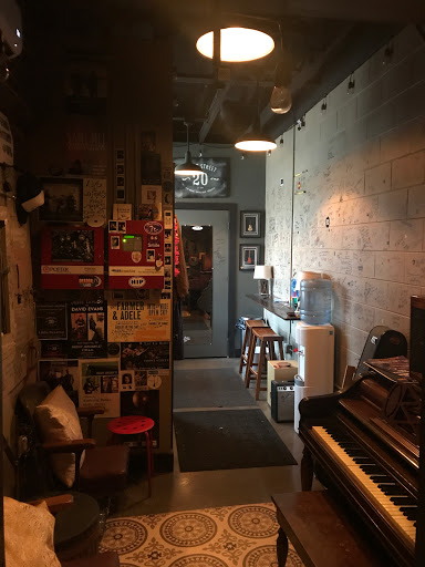 Live Music Venue «20 Front Street», reviews and photos, 20 Front St, Lake Orion, MI 48362, USA