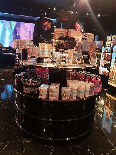 Shopping Mall «Del Monte Shopping Center», reviews and photos, 1410 Del Monte Center, Monterey, CA 93940, USA