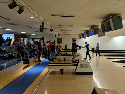 Bowling Alley «Pike Lanes Bowling Inc», reviews and photos, 121 2nd St Pike, Southampton, PA 18966, USA