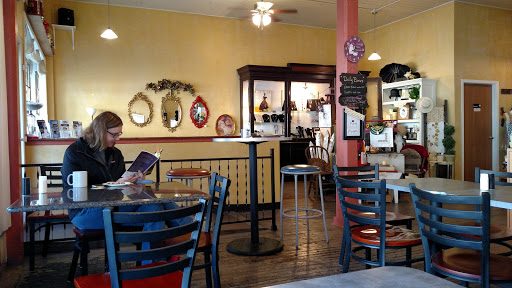 Coffee Shop «The Living Room Coffee Shop & Vintage Decor, LLC», reviews and photos, 85 S Main St, Clintonville, WI 54929, USA