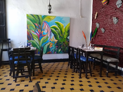 Casa Segrera-Restaurante La Paila Caliente II - Cl. 18 #4-60, Comuna 2, Santa Marta, Magdalena, Colombia
