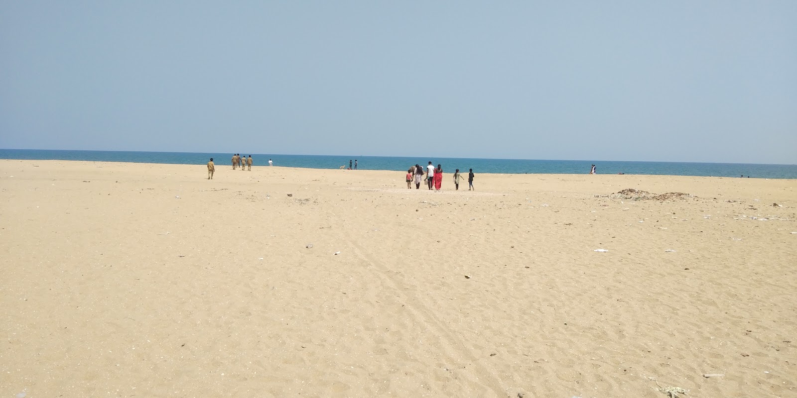Fotografie cu Pazhaverkadu Beach cu nivelul de curățenie in medie