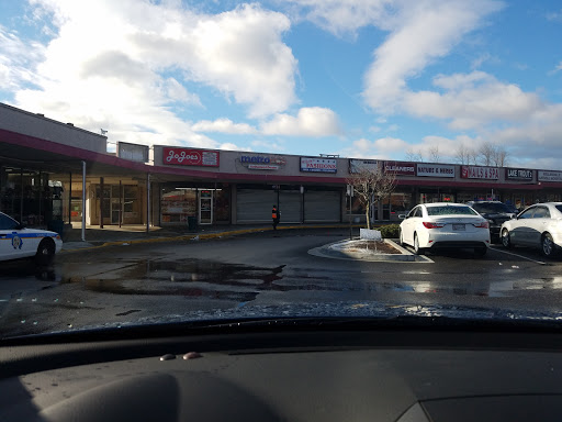 Shopping Mall «Hillendale Shopping Center», reviews and photos, 6859 Loch Raven Blvd, Towson, MD 21286, USA