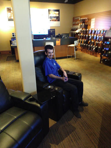 Electronics Store «Best Buy», reviews and photos, 2169 S Telegraph Rd, Bloomfield Hills, MI 48302, USA