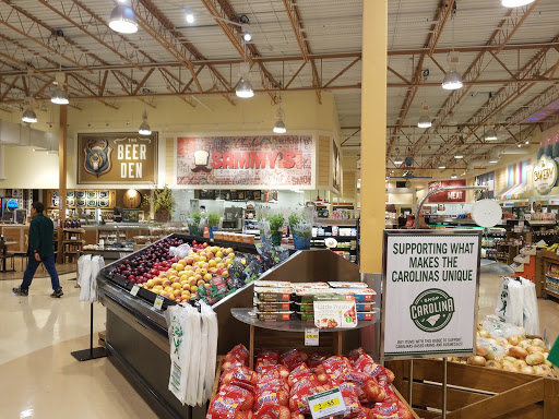 Grocery Store «Lowes Foods of Boone», reviews and photos, 267 New Market Centre, Boone, NC 28607, USA