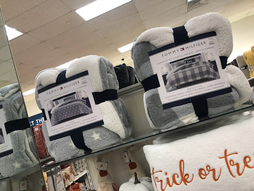 Department Store «Marshalls», reviews and photos, 9939 Chapman Ave, Garden Grove, CA 92840, USA