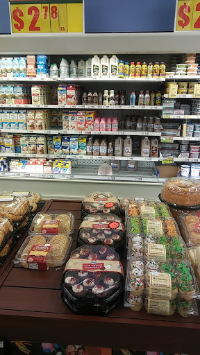 Grocery Store «H-E-B Grocery», reviews and photos, 2424 N 16th St, Orange, TX 77630, USA