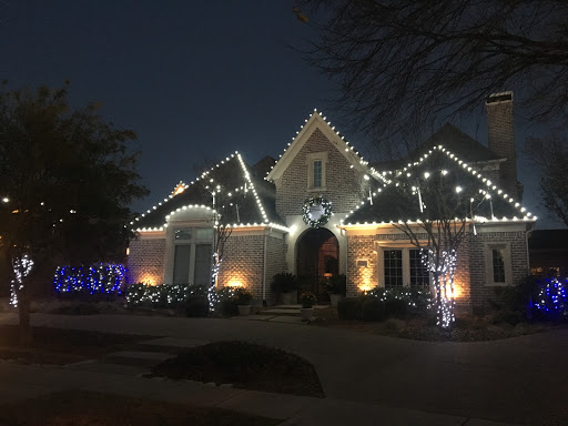 family holiday lighting