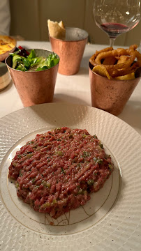 Steak tartare du Restaurant Le Relais Plaza à Paris - n°4
