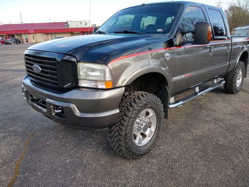 Tire Shop «Discount Tire Store - Muncie, IN», reviews and photos, 6210 W McGalliard Rd, Muncie, IN 47304, USA