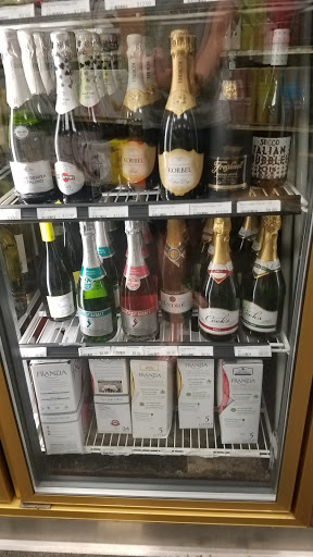 Wine Store «Franklin-Nicollet Liquor Store», reviews and photos, 2012 Nicollet Ave, Minneapolis, MN 55404, USA
