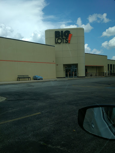 Discount Store «Big Lots», reviews and photos, 200 S Western Ave, Carpentersville, IL 60110, USA