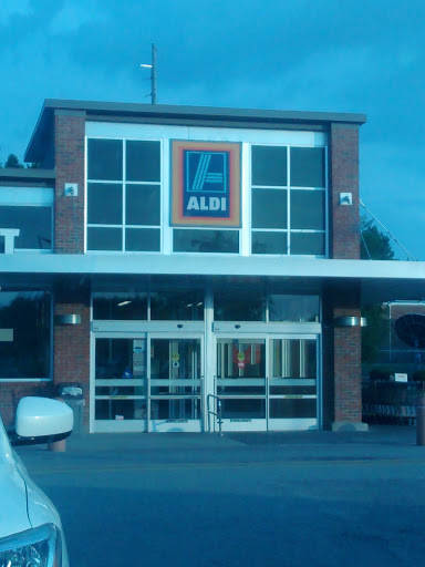 Supermarket «ALDI», reviews and photos, 3306 N Main St, High Point, NC 27265, USA