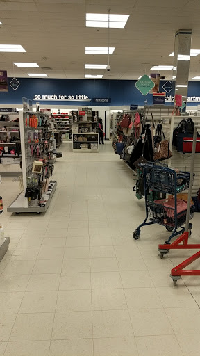 Department Store «Marshalls», reviews and photos, 2650 Sunrise Hwy, East Islip, NY 11730, USA