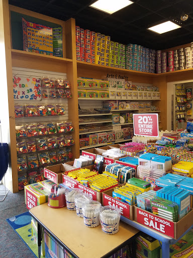 Educational Supply Store «Lakeshore Learning Store», reviews and photos, 17072 Devonshire St, Northridge, CA 91325, USA