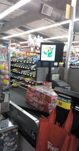 Supermarket «Tienda Fiesta Mart», reviews and photos, 210 E Davis St, Conroe, TX 77301, USA