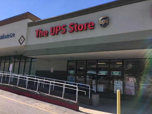 Shipping and Mailing Service «The UPS Store», reviews and photos, 4287 Harrison Blvd, Ogden, UT 84403, USA