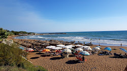 Amaliadas beach'in fotoğrafı düz ve uzun ile birlikte