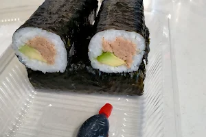 Mama Sushi image