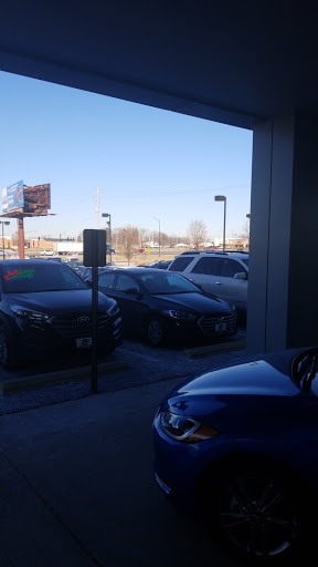 Hyundai Dealer «Suntrup Hyundai Wentzville», reviews and photos, 971 Wilmer Rd, Wentzville, MO 63385, USA