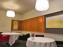 Atmosphère du Maison Ronan KERVARREC : Restaurant · Chambres d'Hôtes · Boutique à Saint-Grégoire - n°2