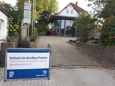 Schule im Großen Freien Hindenburgstraße 19, 31319 Sehnde, Deutschland